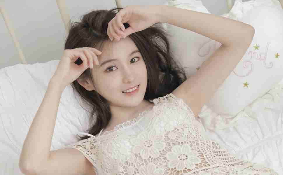 西瓜从六楼扔下竟完好无损，雷军说的“防弹涂层”到底是什么？